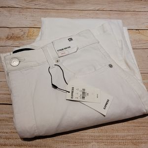 BNWT Express Extreme High Rise Wide Leg Jean (12R)